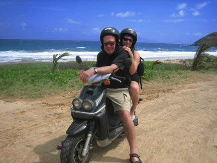 Photo20060310LindaSteveScooter.jpg - 44924 Bytes